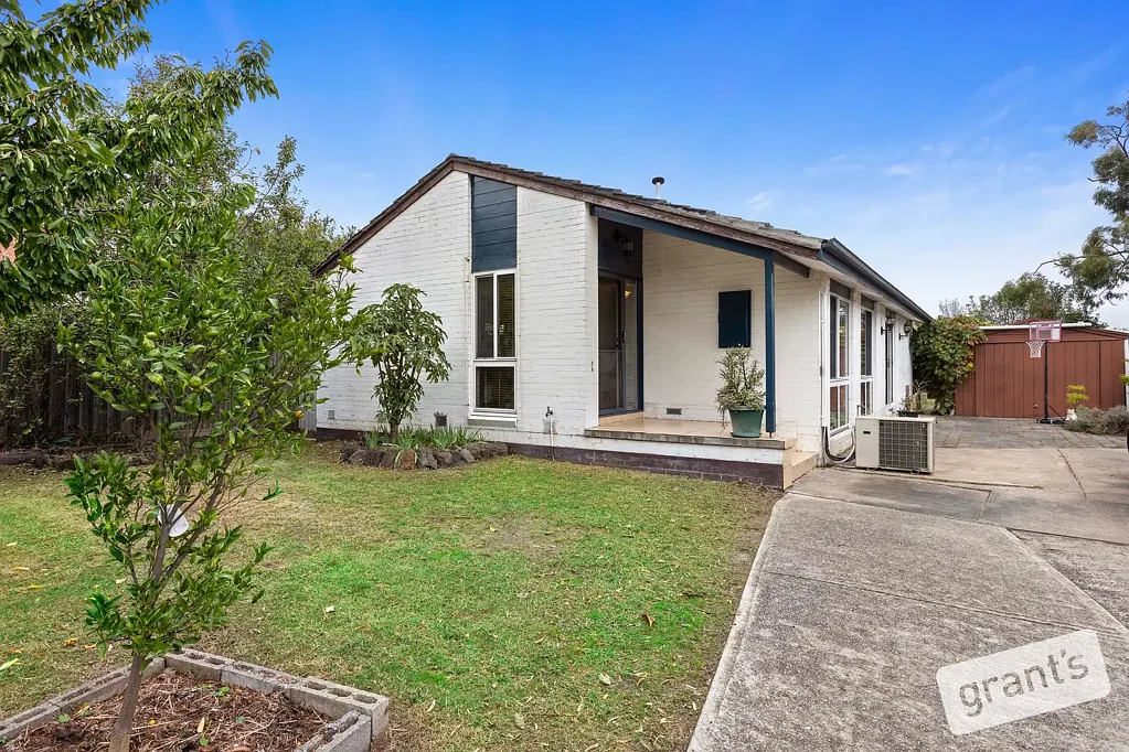 3 BEDROOM HOME IN NARRE WARREN!
