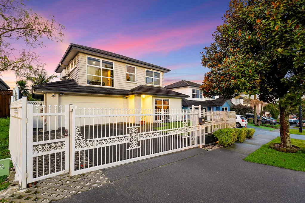 33 Sarteano Drive, Manurewa, Manukau City, Auckland