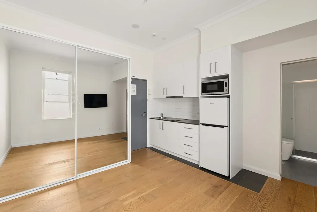 Unfurnished studio apartment directly opposite Bondi Beach
