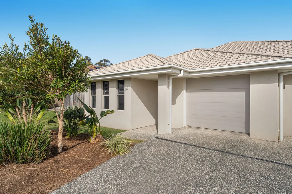 Beautiful Duplex in the Desirable Gleneagle Neighborhood