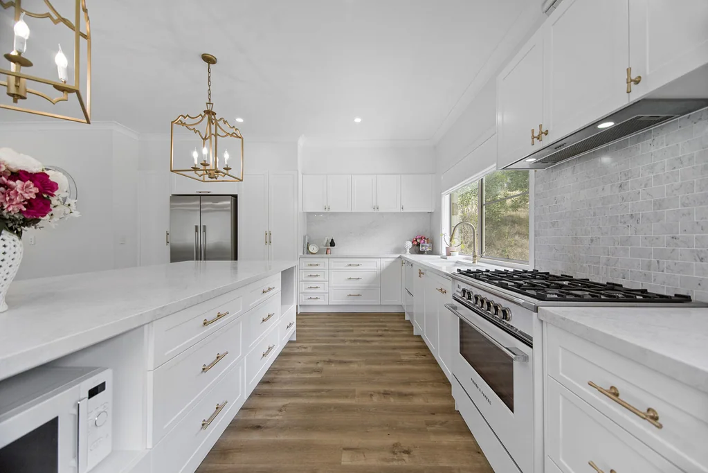 34 Pinnacle Drive, Wongawallan, QLD 4210