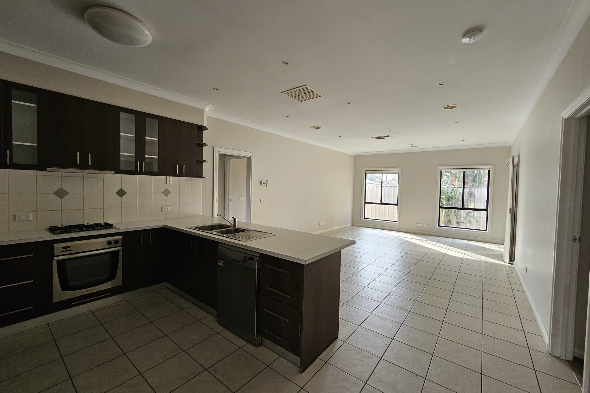 UNIT 2 15 NOEL ST, WODONGA VIC 3690, 0房, 0浴, Townhouse