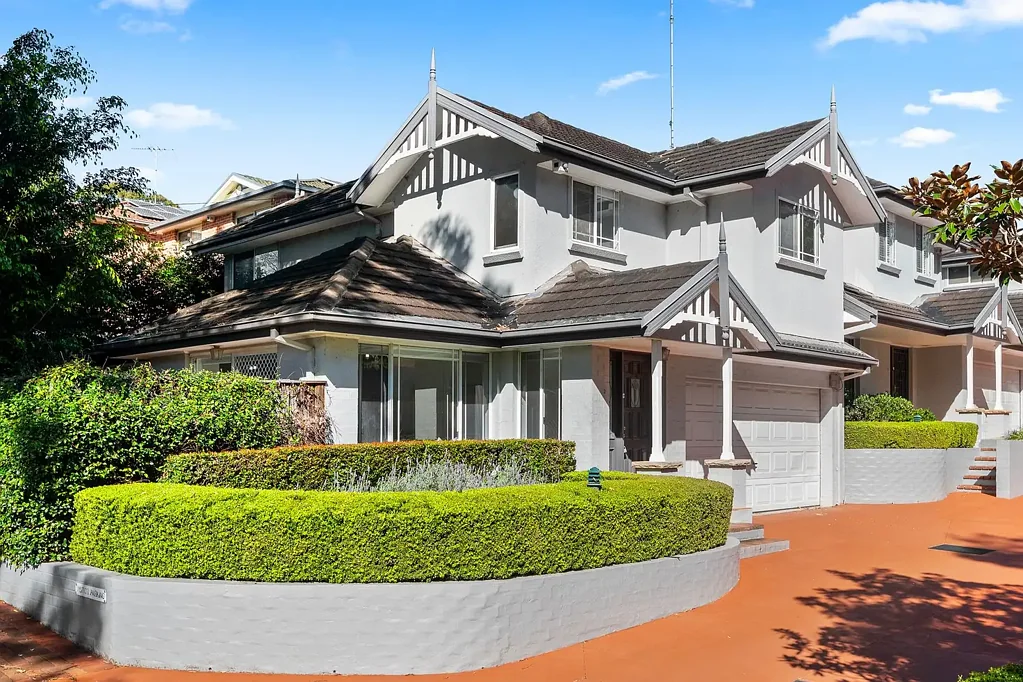 Sunlit & Effortless Lifestyle