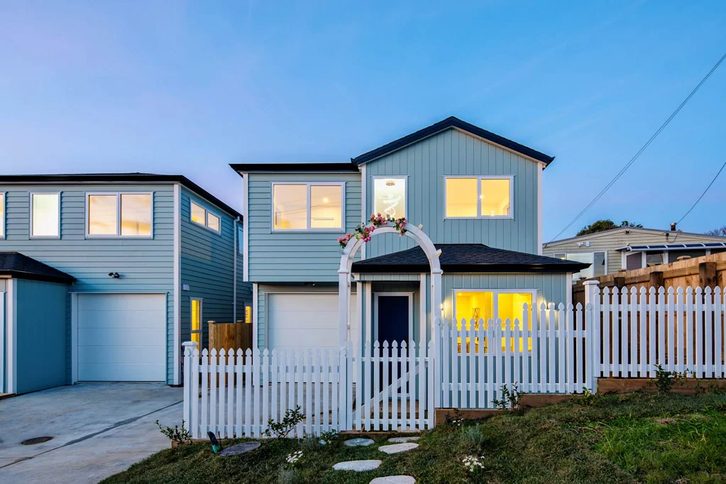 2D Deuxberry Avenue, Northcote, North Shore City, Auckland