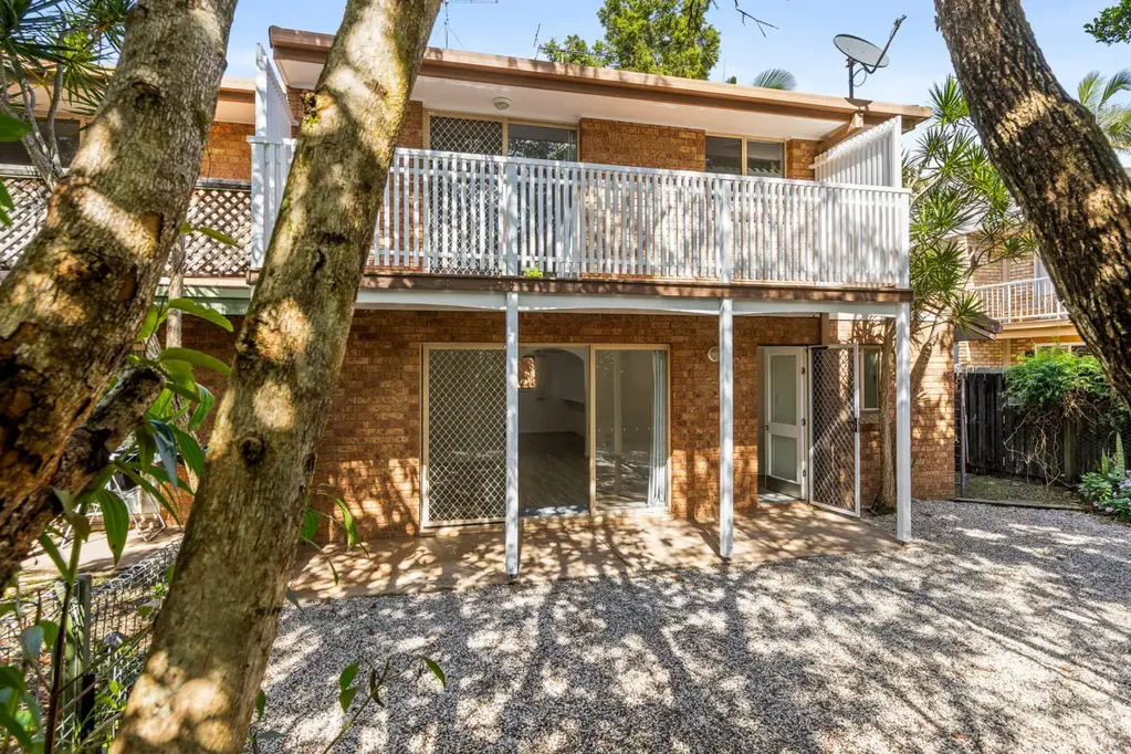 Byron Bay 3房  Stylishly Renovated Townhouse in a Private Complex of Three