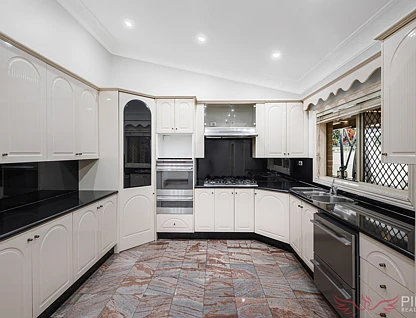 51 Desmond Street, Merrylands West, Parramatta (Northwest suburbs), 4 habitaciones, 2 baños, House