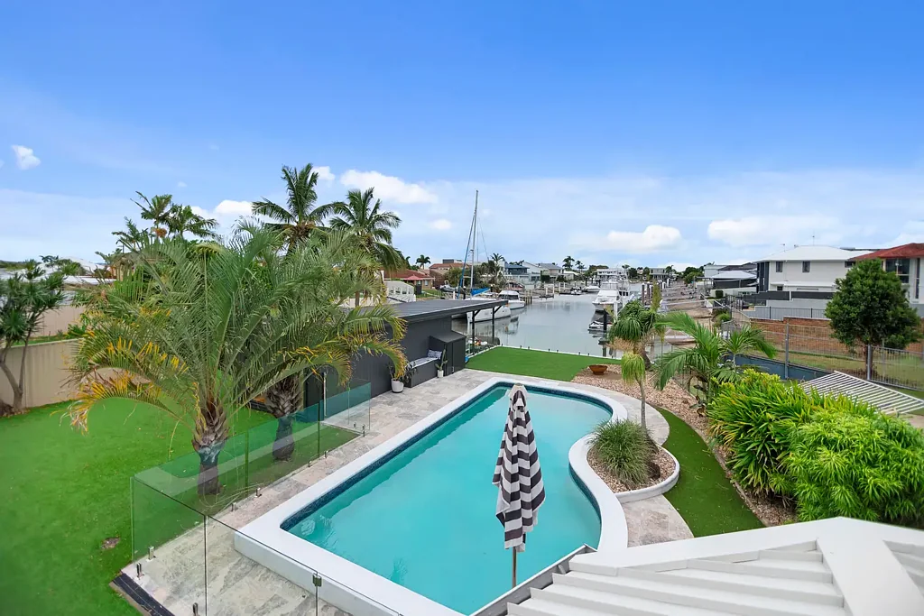Paradise Point 5ห้องนอน Exceptional North-Facing Waterfront Residence