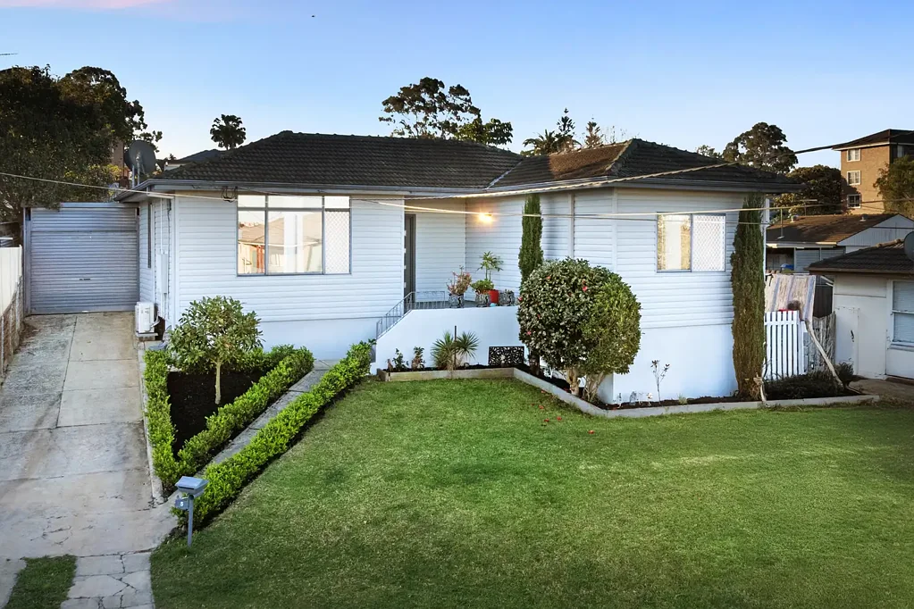 5 Lindsay Place, Mount Pritchard, NSW 2170