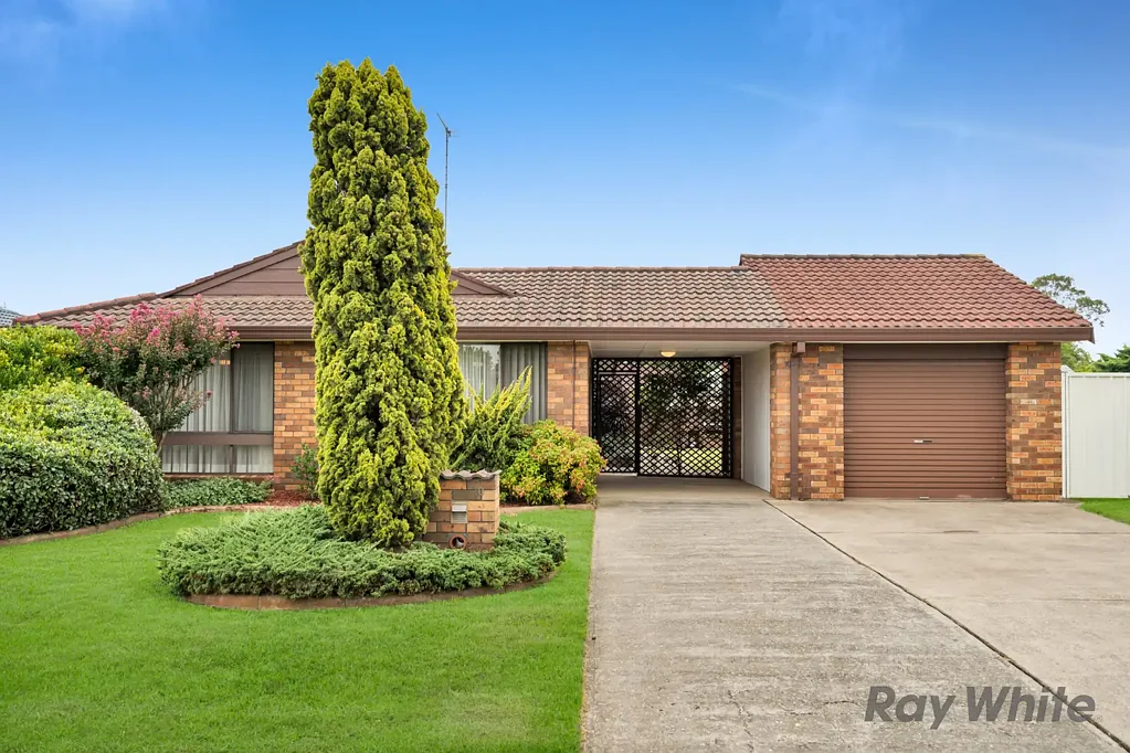10 West Place, Camden South, NSW 2570