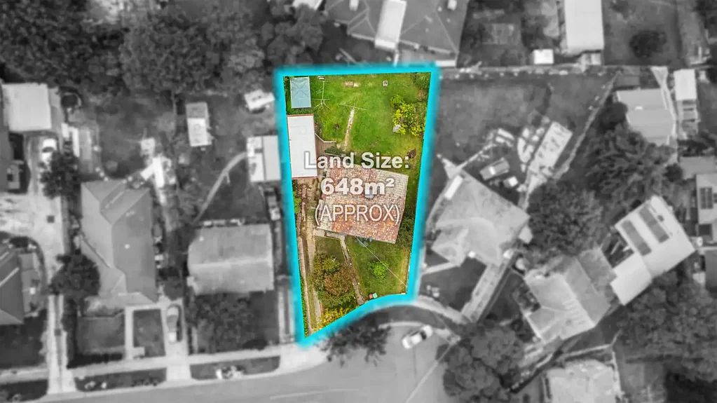 Doveton 3房 650平米宽绰地块 便捷家庭位置 三房待焕新生 增长潜力无限 可负担发展机遇 Prime Opportunity – Large Block with Endless Potential