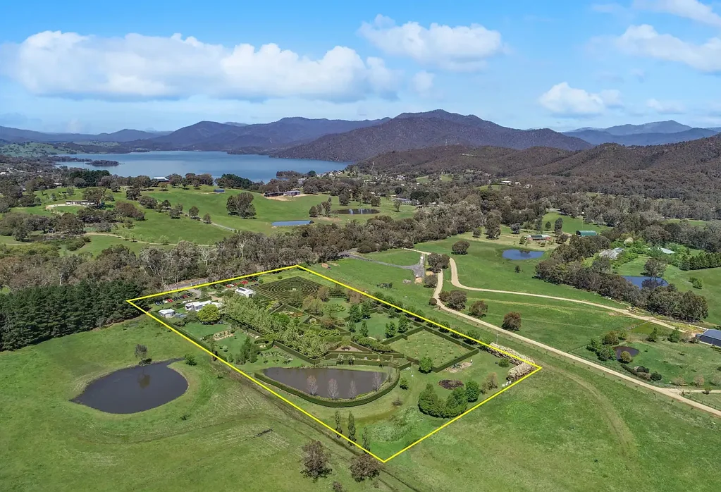 678 Piries Goughs Bay Road, Mansfield, VIC 3722