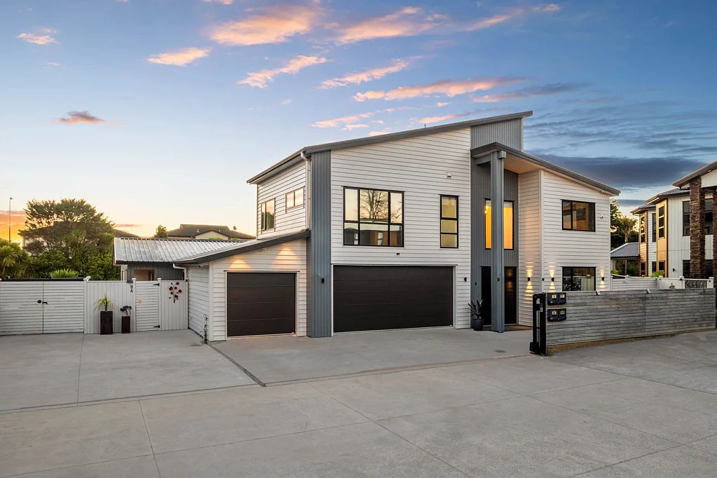 Flat Bush 6ห้องนอน Luxury, Legal Income & Pristine Reserve Backdrop