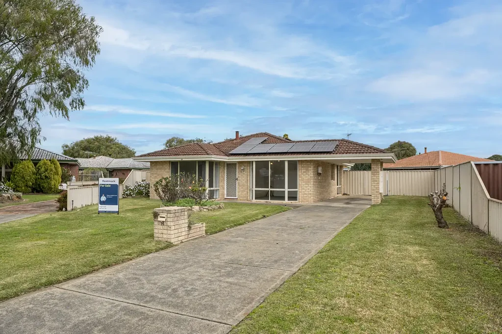 Broadwater 3房  Best Be Quick On This One!