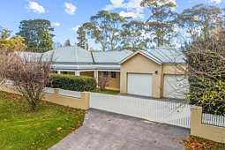 59 Waratah Road, Wentworth Falls