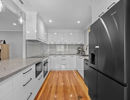 52 Reif Street, Flinders View, QLD 4305, 3 침실, 1 욕실, House