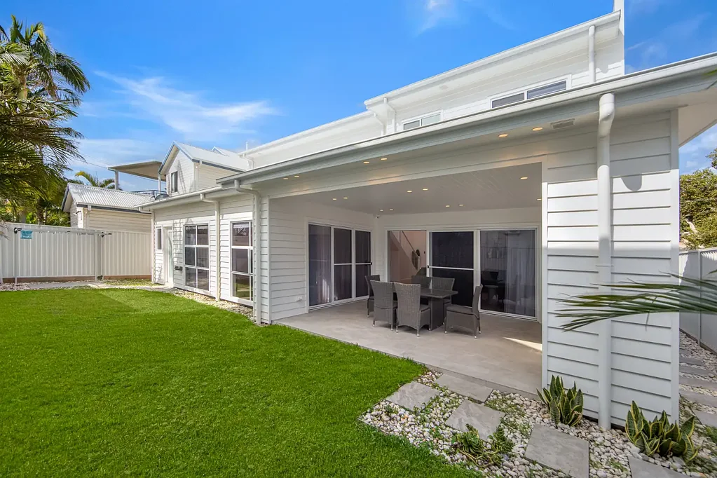 Long Jetty 5Habitaciones Dual level five bedroom home