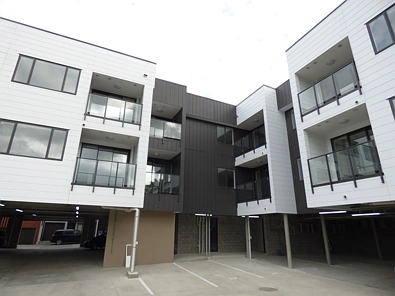 Modern Urban Living Studio Apartment close to St Lukes Westfield