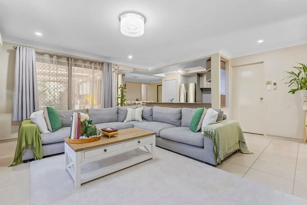 4 Sunny Street, Doolandella, QLD 4077