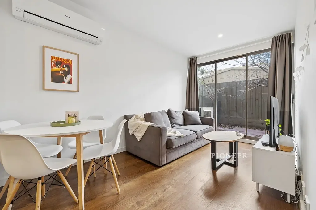 Hawthorn 1房 时尚底层公寓，带私人户外生活空间 Stylish Ground-Floor Retreat with Private Outdoor Living