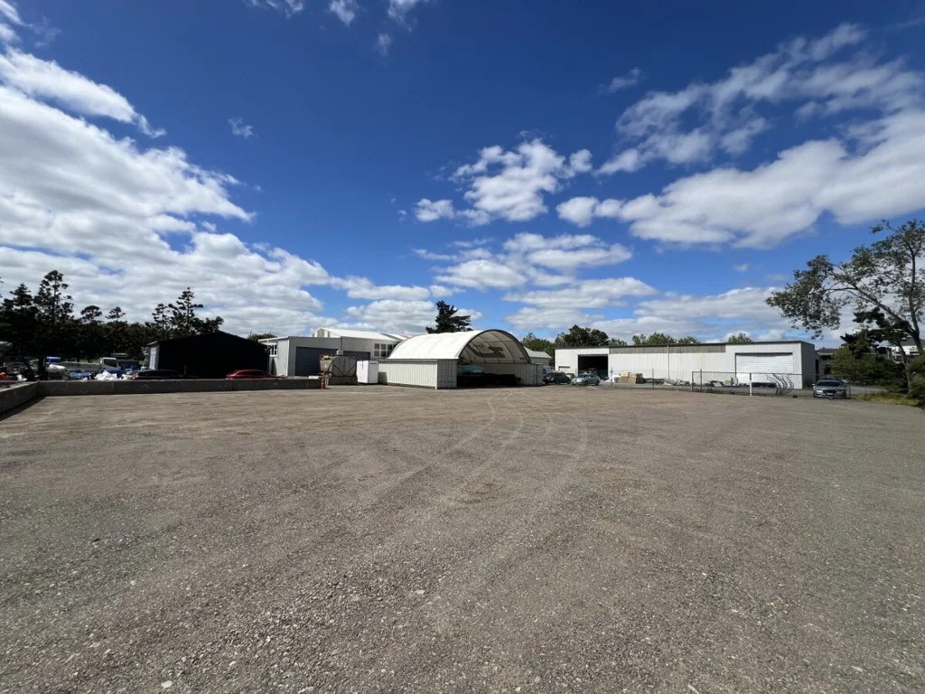 East Tamaki Secure yard with canopy – 1,500m²