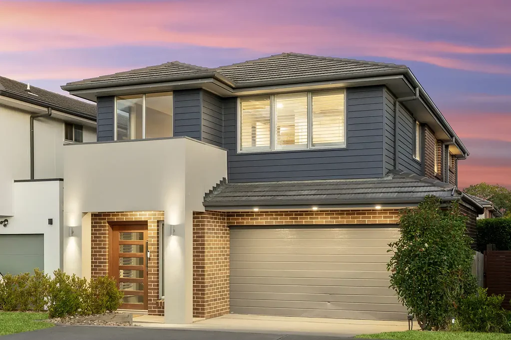 Box Hill 4कमरा Modern Family Home in Box Hill's Growing Precinct