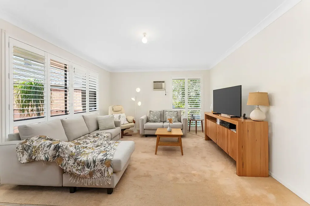 Killarney Vale 3房  Easy Single-Level Living in a Quiet, Convenient Location