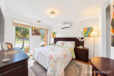 ਬੈੱਡਰੂਮ - 27 Oldbridge Boulevard, Weir Views, VIC 3338