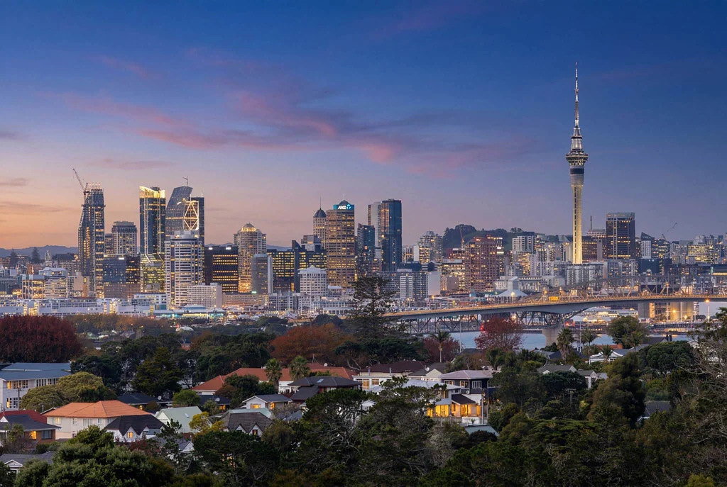 Birkenhead 6 Bedroom Picturesque Views – Super-Sized 373 sqm Floor Area
