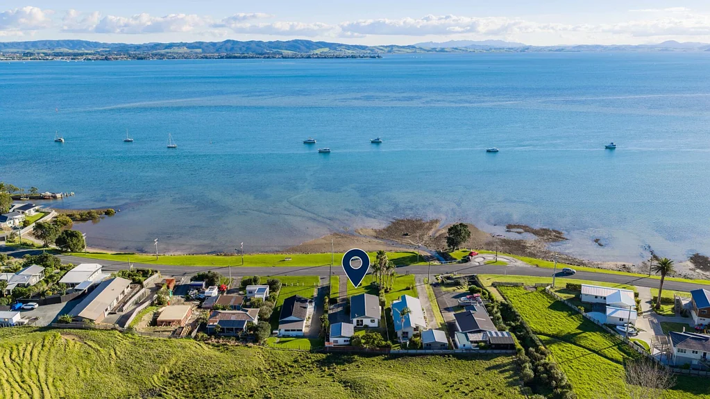 Whangarei Heads 3房  Your entry to beachfront