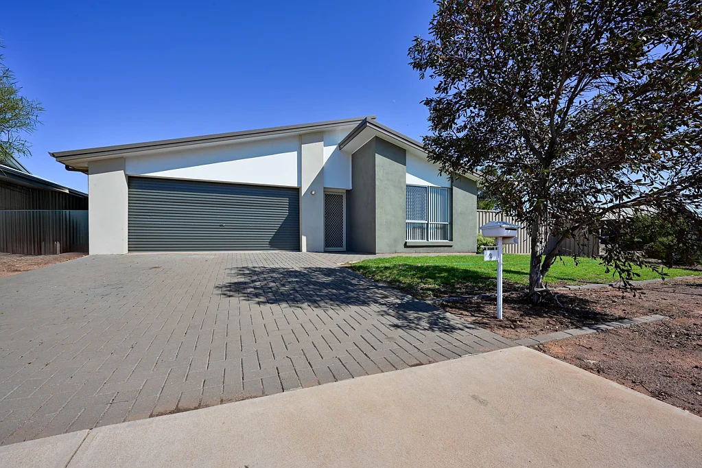 2 Rehn Road, Whyalla Jenkins, SA 5609