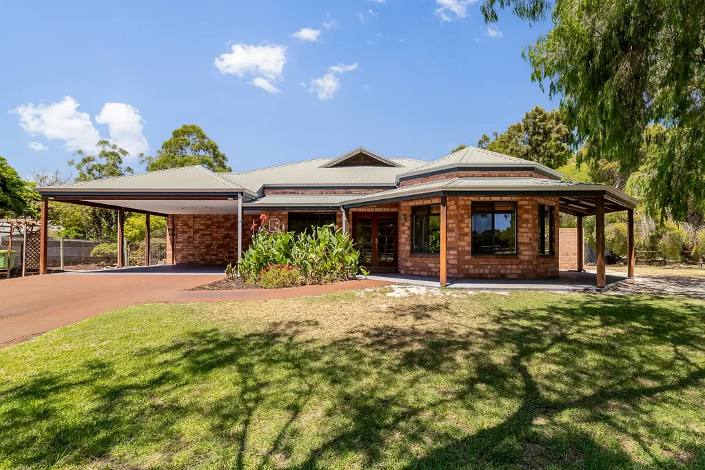 28 Kalgaritch Avenue, West Busselton, WA 6280