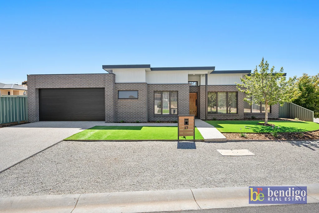 27 Robert Street, Kangaroo Flat, VIC 3555