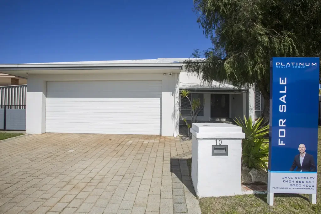 10 Alba Rise., Ocean Reef, WA 6027