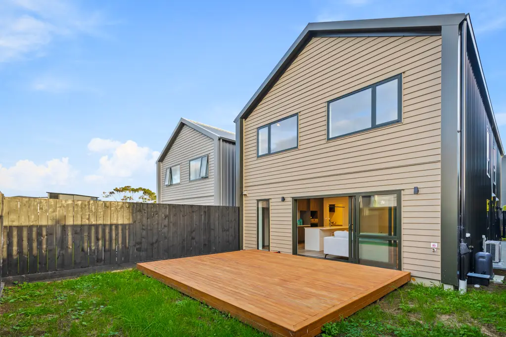 Hobsonville 4Phòng ngủ Vendor Says To Go  Settle Early, Save Big