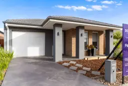 75 Aquatic Drive, Cranbourne West