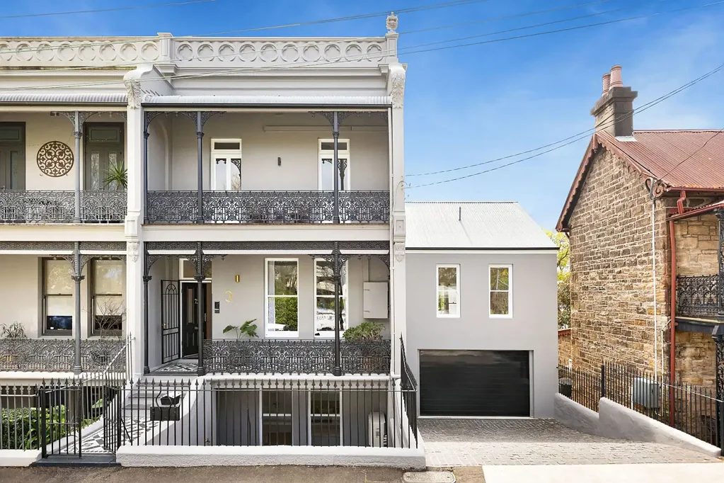 Balmain 5ਬੈੱਡਰੂਮ A newly revived Victorian Italianate manor
