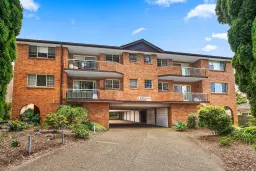 UNIT 5 49 BANKSIA RD, Caringbah