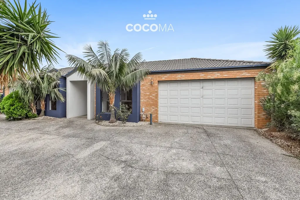 2 Charlwood Close, Lynbrook, VIC 3975