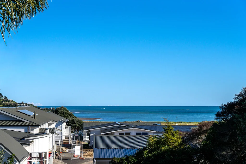 Raglan 3房  Location + Stunning Water Views