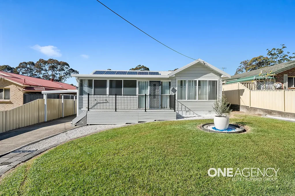COMFORTABLE COASTAL LIVING IN OLD EROWAL BAY