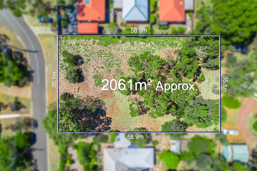 Bannockburn  Vacant Half Acre in Prime Location