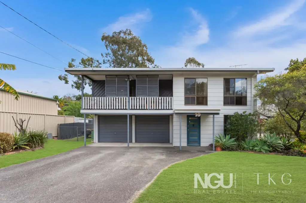 Churchill 3Zimmer Spacious Double Story Home with Versatile Living and Entertaining Options