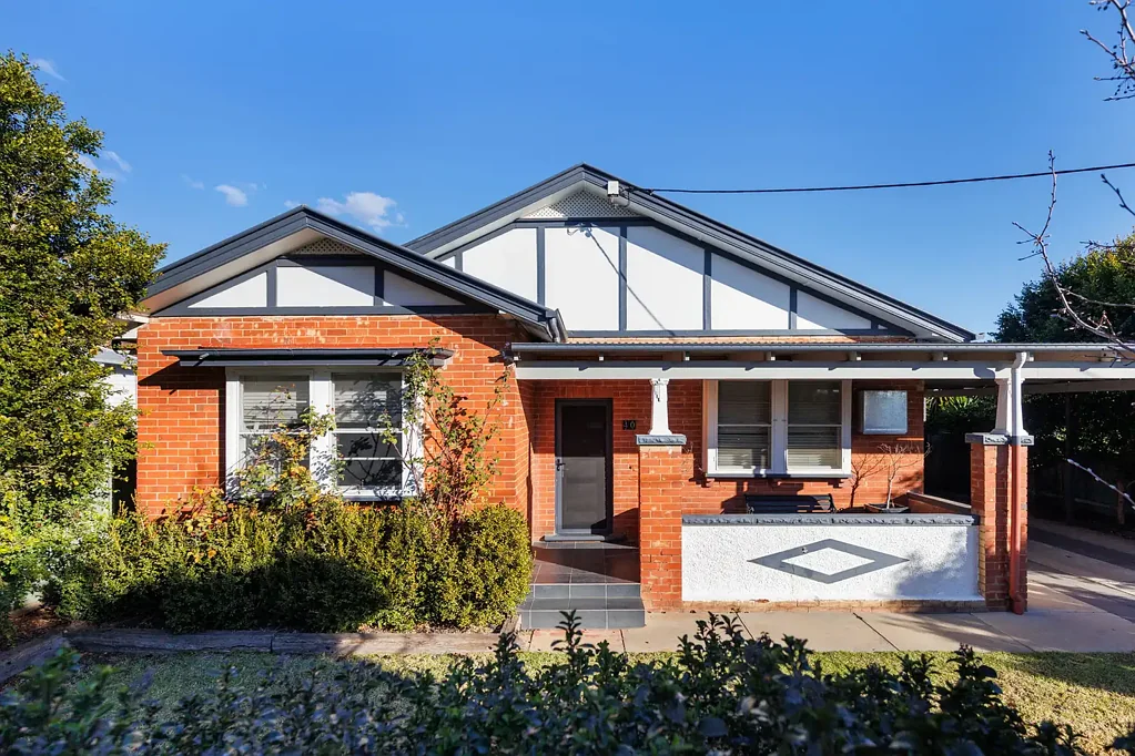 40 Gormly Avenue, Wagga Wagga, NSW 2650