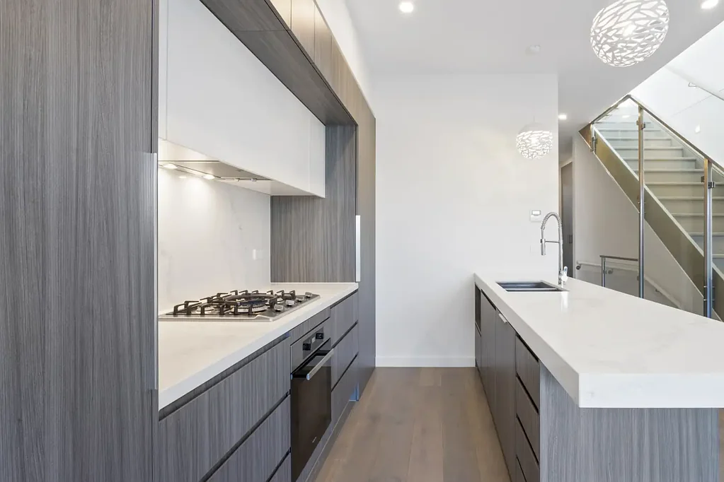 Stylish Foreshore Townhouse Living