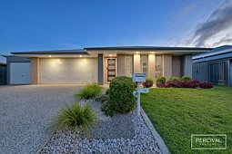 14 Cohen Way, Thrumster