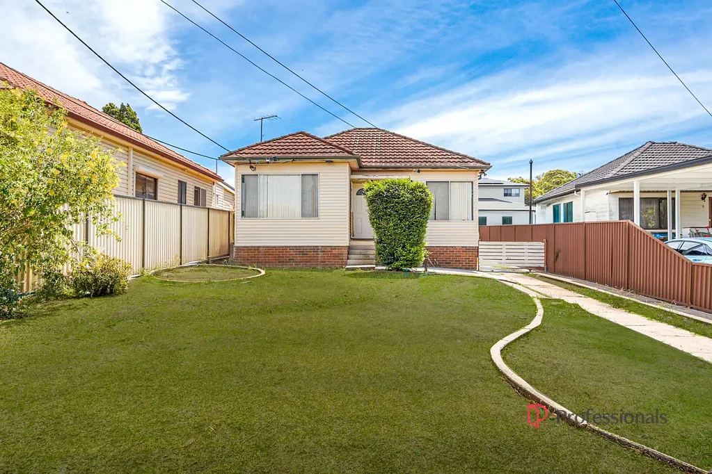 8 Lambert Street, Yagoona, NSW 2199