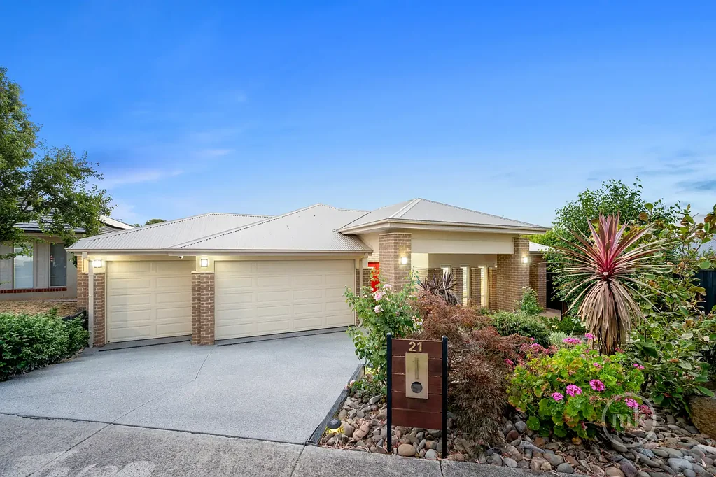21 Markdale Way, Doreen, VIC 3754
