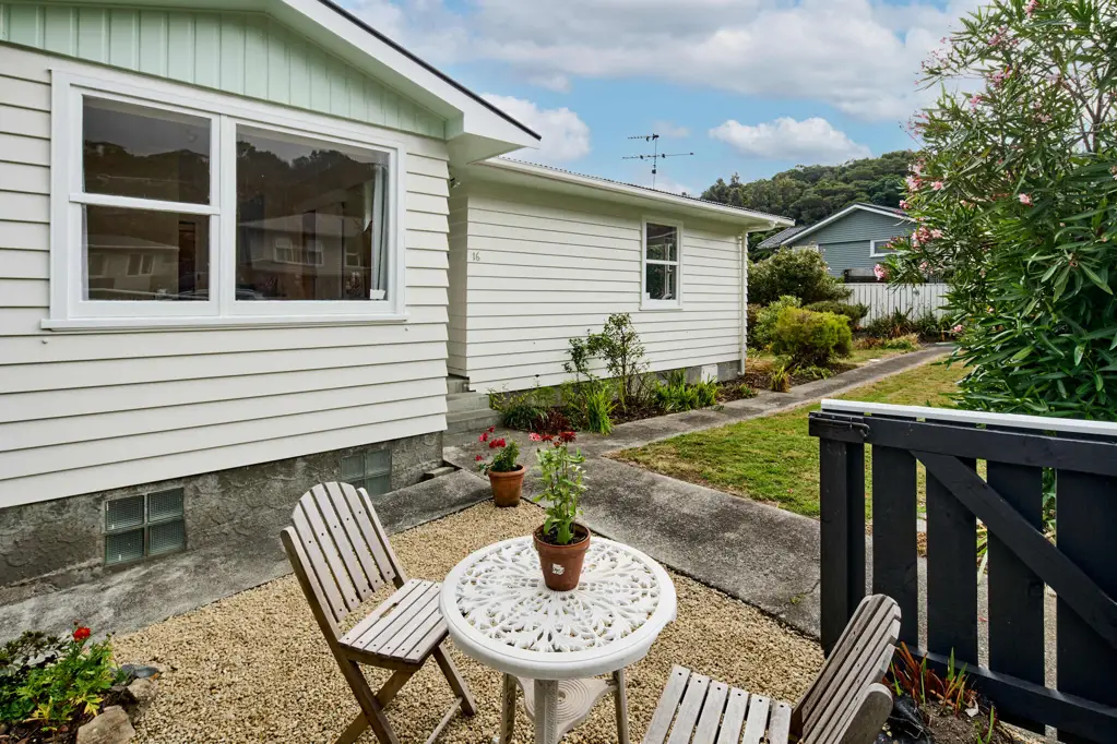 Maungaraki 4Moenga A solid family home built to last in Maungaraki