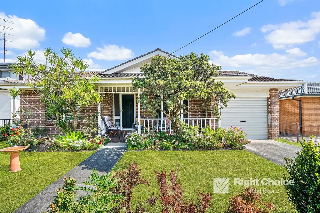 Oak Flats 4ਬੈੱਡਰੂਮ A Solid Home With Plenty of Potential