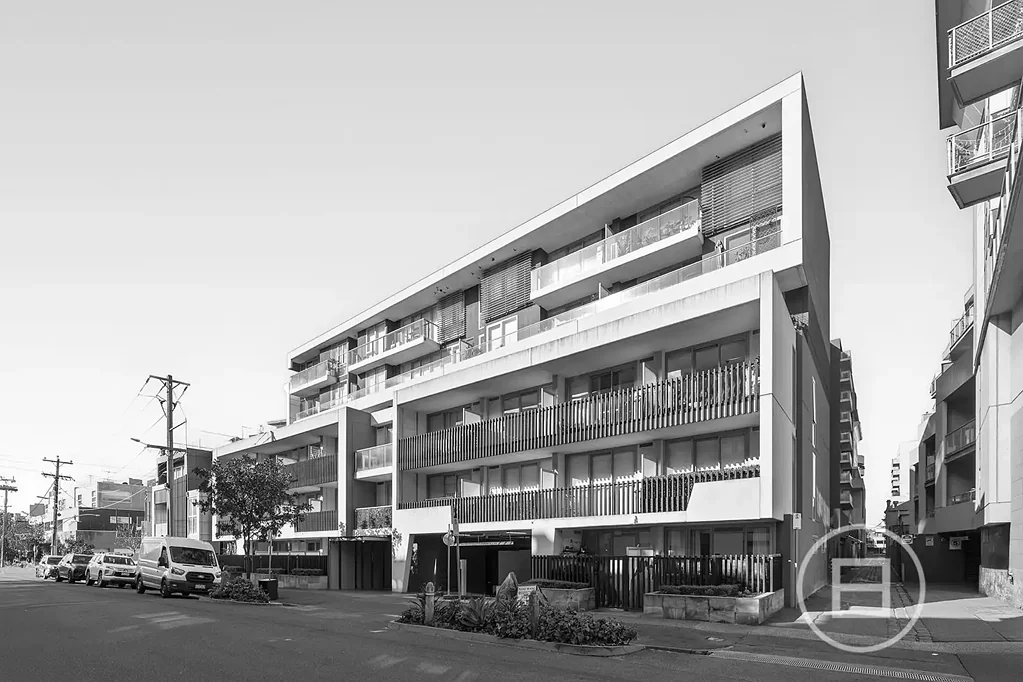 Port Melbourne 2Kwarto Expressions of Interest closing Tuesday 30th June at 1pm (unless sold prior)